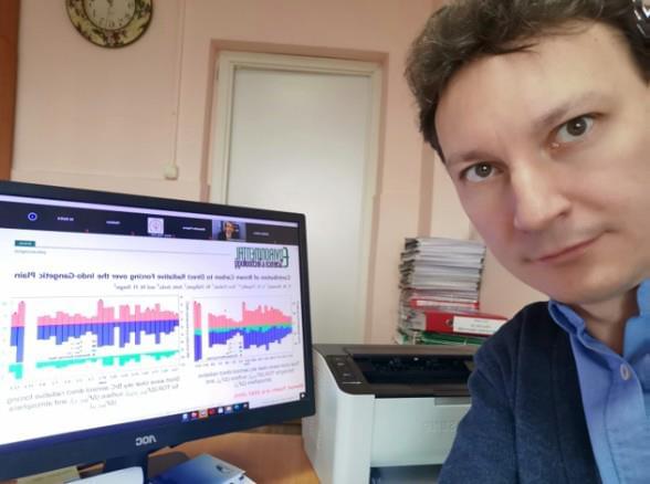 С 1 по 4 сентября 2021 года в Санкт-Петербурге, на площадке «ЭкспоФорум» состоялась 30-я Юбилейная международная агропромышленная выставка «АГРОРУСЬ». Ленинградский НИИСХ «Белогорка» – филиал ФГБНУ «ФИЦ картофеля имени А.Г. Лорха» принял участие в выставке, где представил свои научные достижения: новые сорта картофеля, пшеницы, ячменя, ржи, рапса, люпина и многолетних трав, созданные селекционерами института, методические рекомендации по возделыванию новых сортов сельскохозяйственных культур. Картинка