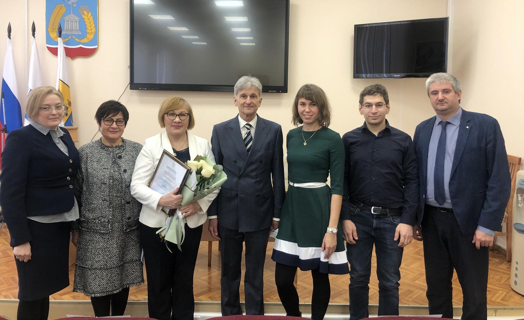 С 1 по 4 сентября 2021 года в Санкт-Петербурге, на площадке «ЭкспоФорум» состоялась 30-я Юбилейная международная агропромышленная выставка «АГРОРУСЬ». Ленинградский НИИСХ «Белогорка» – филиал ФГБНУ «ФИЦ картофеля имени А.Г. Лорха» принял участие в выставке, где представил свои научные достижения: новые сорта картофеля, пшеницы, ячменя, ржи, рапса, люпина и многолетних трав, созданные селекционерами института, методические рекомендации по возделыванию новых сортов сельскохозяйственных культур. Картинка